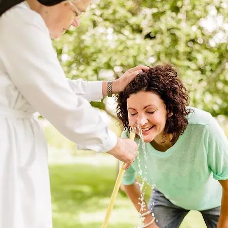 Kuroase Im Kloster Hotel