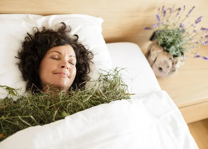 Kuroase Im Kloster 3*